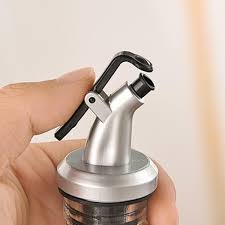 Oil Dispenser Bottle for Kitchen Stainless Steel Leak-Proof Cork Transparent Oil Pourer and Holder 500ml Bottle