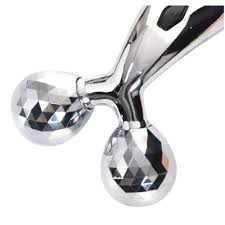 Body Massager 3D Manual Roller Massager 360 Rotate Roller Face Body Massager Skin Lifting Wrinkle Remover and Facial Massage Relaxation and Skin Tightening Tool UniSex (Silver)